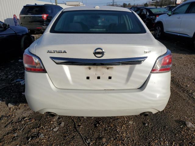 1N4AL3AP1FC177579 | 2015 NISSAN ALTIMA 2.5