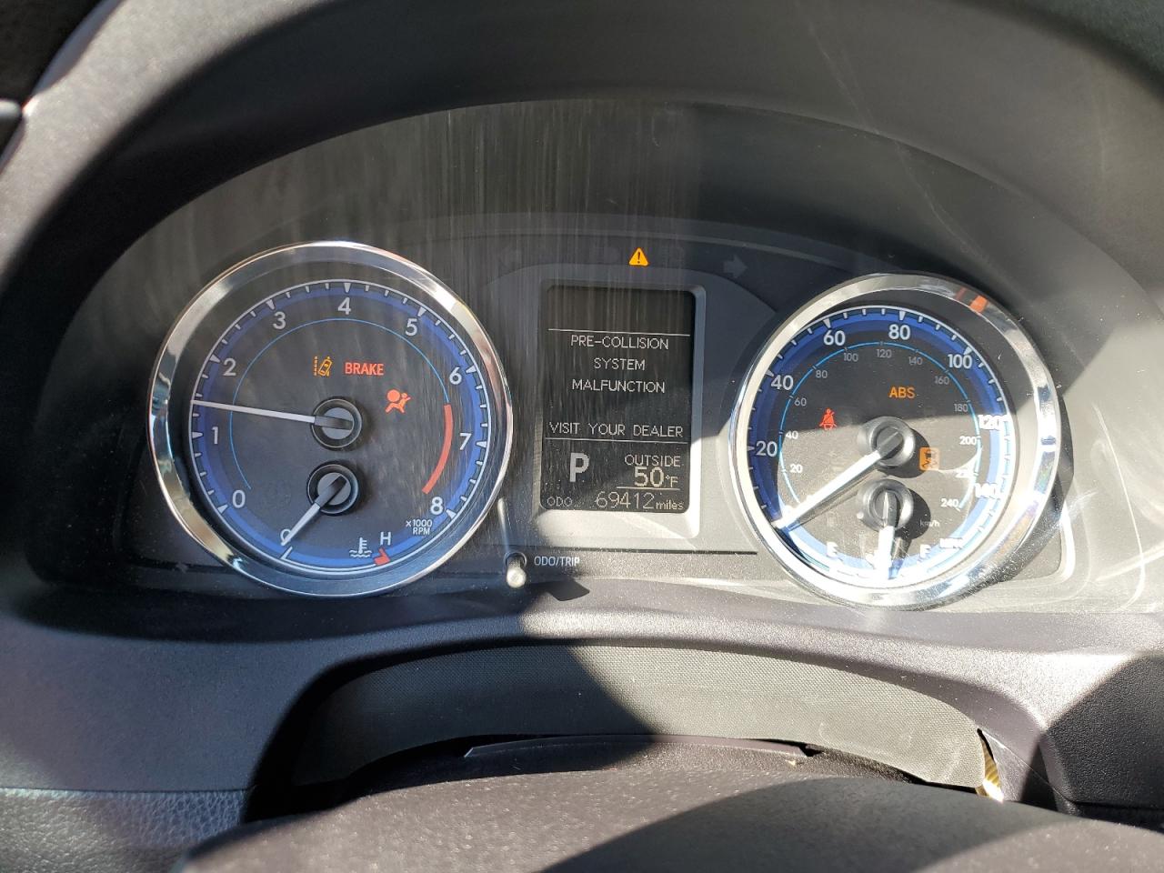 VIN: 2T1BURHE5KC228828 2019 TOYOTA COROLLA