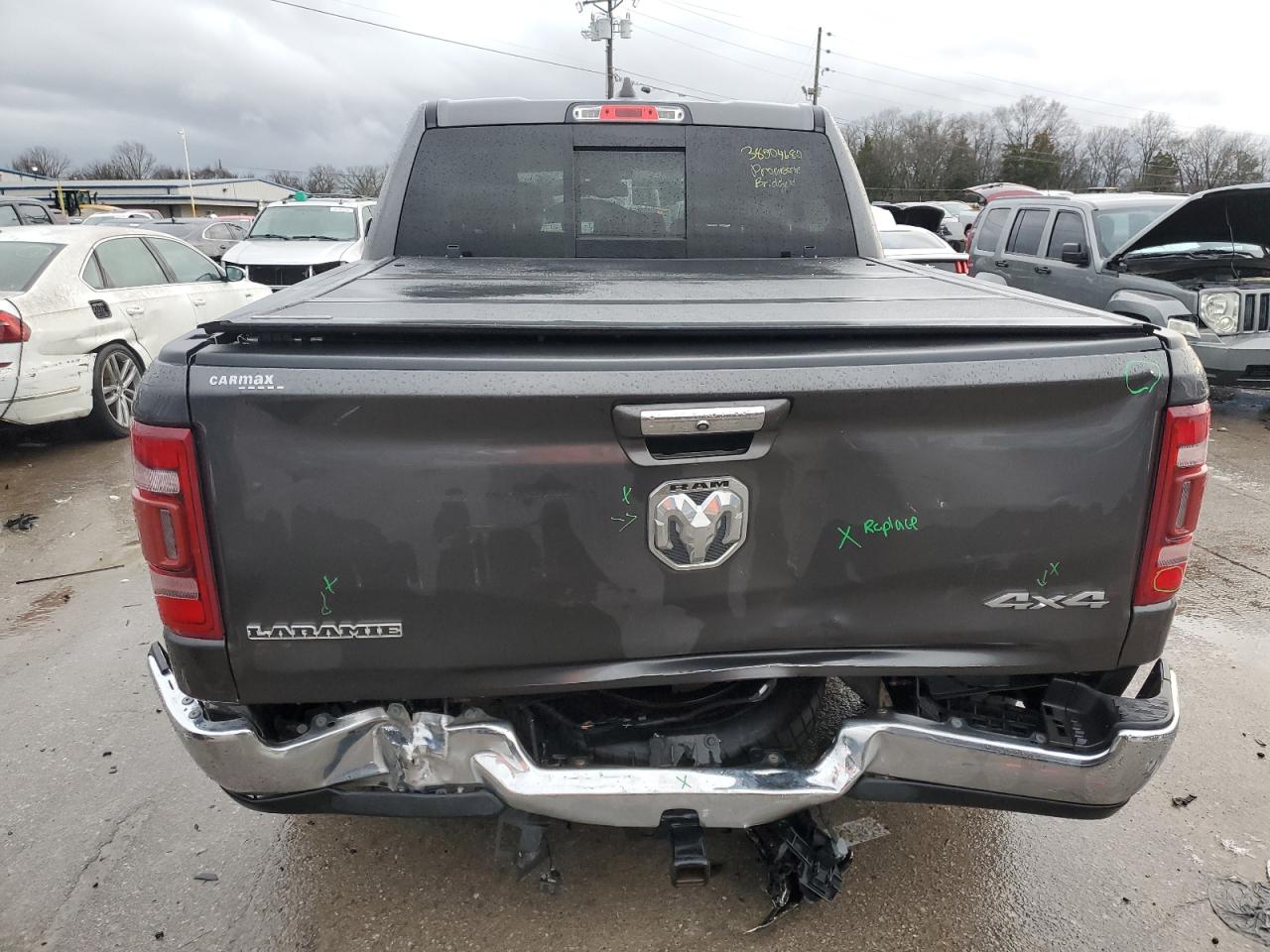 1C6RRFJG9KN721443 2019 Ram 1500 Laramie