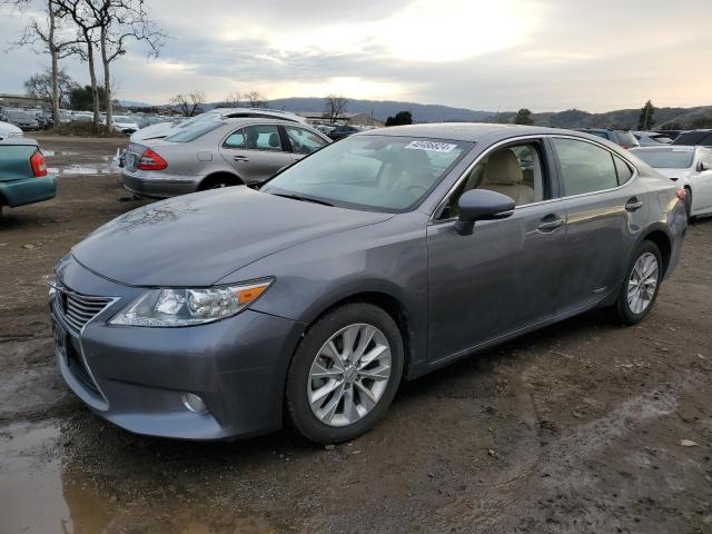 2013 Lexus ES 300h 