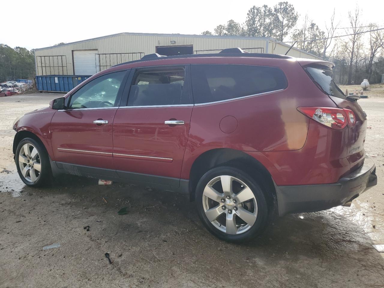 Lot #2340634325 2011 CHEVROLET TRAVERSE L