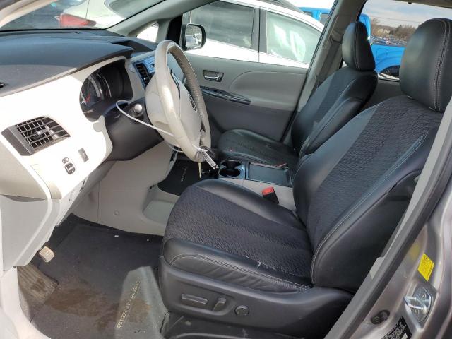 5TDXK3DCXBS042612 2011 TOYOTA SIENNA, photo no. 7