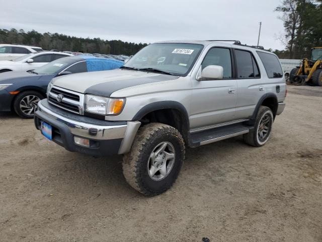 2000 Toyota 4Runner SR5