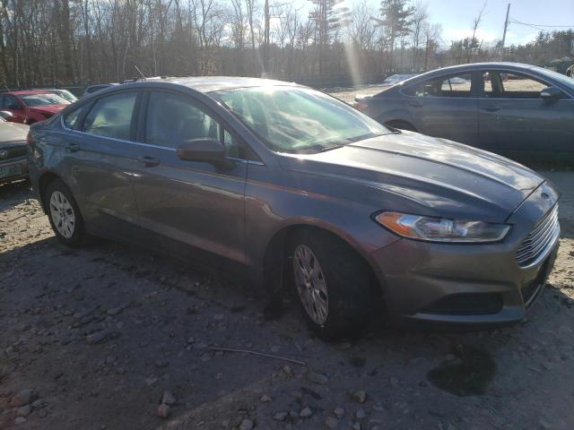 2013 Ford Fusion S VIN: 3FA6P0G70DR121745 Lot: 37747164