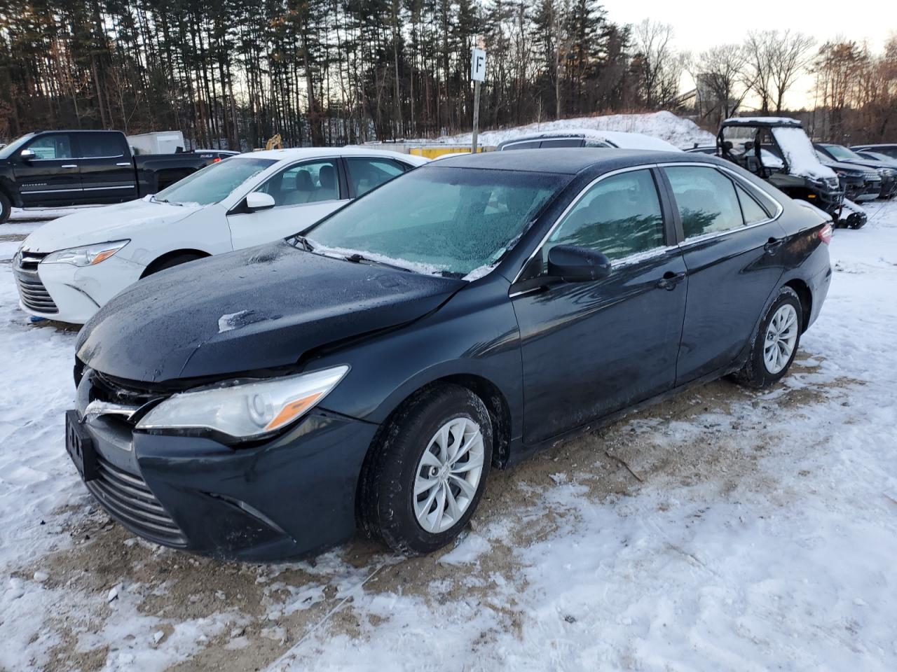 2016 Toyota Camry Le vin: 4T4BF1FK7GR556512