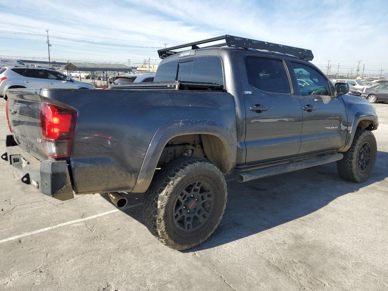 3TMCZ5AN1JM130202 2018 Toyota Tacoma Double Cab