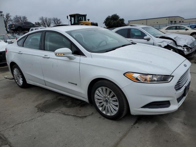 3FA6P0LU0GR405022 | 2016 FORD FUSION SE