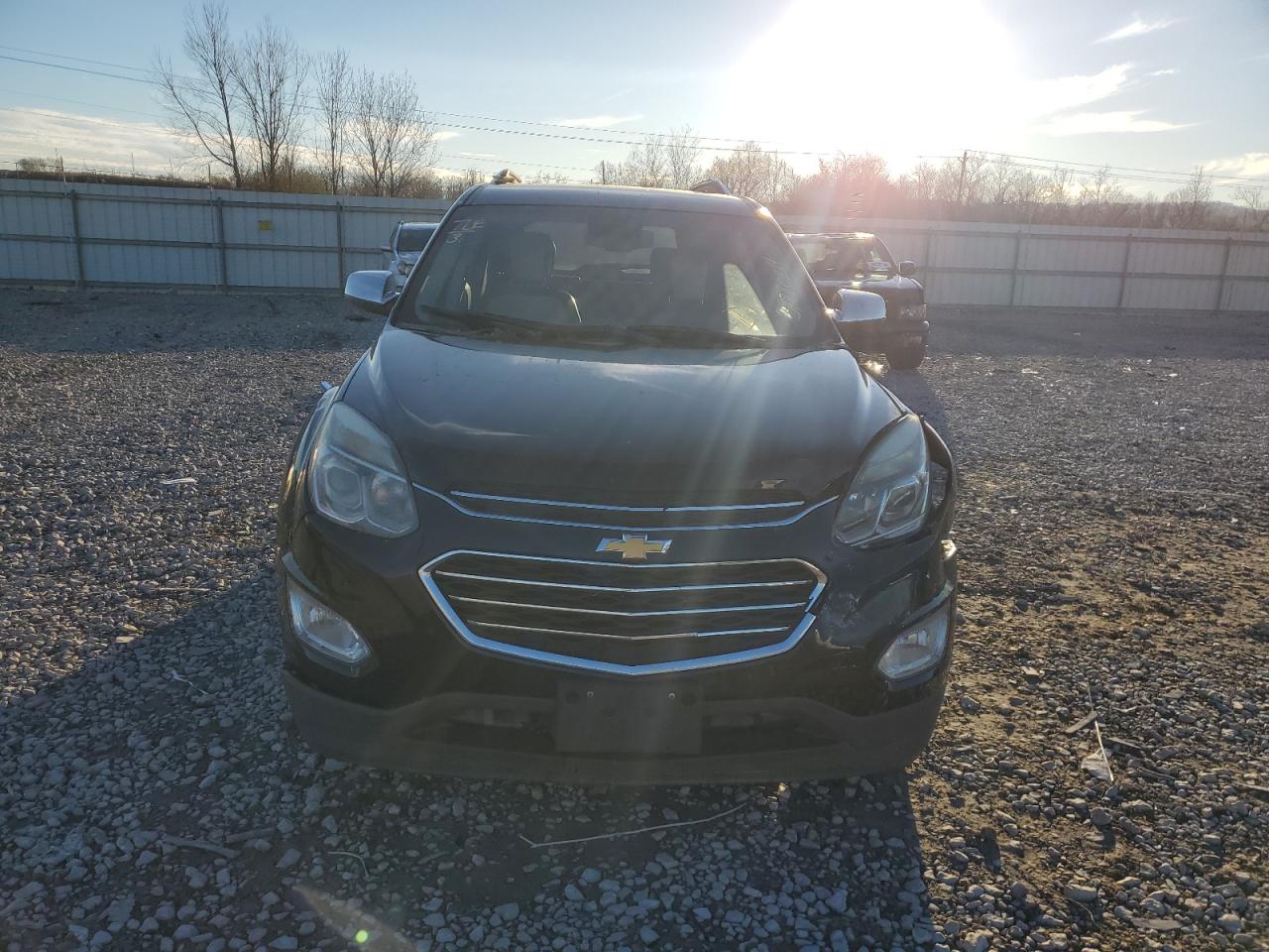 2GNALDEKXH1536815 2017 Chevrolet Equinox Premier