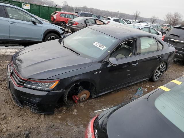 2018 VOLKSWAGEN PASSAT GT - 1VWJM7A39JC051584