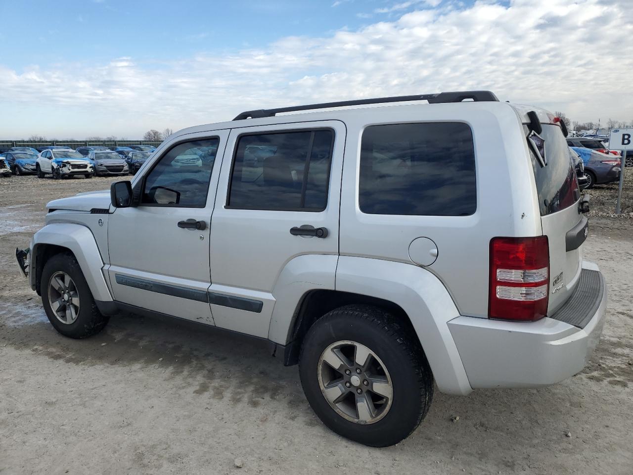 1J8GN28K08W283969 2008 Jeep Liberty Sport