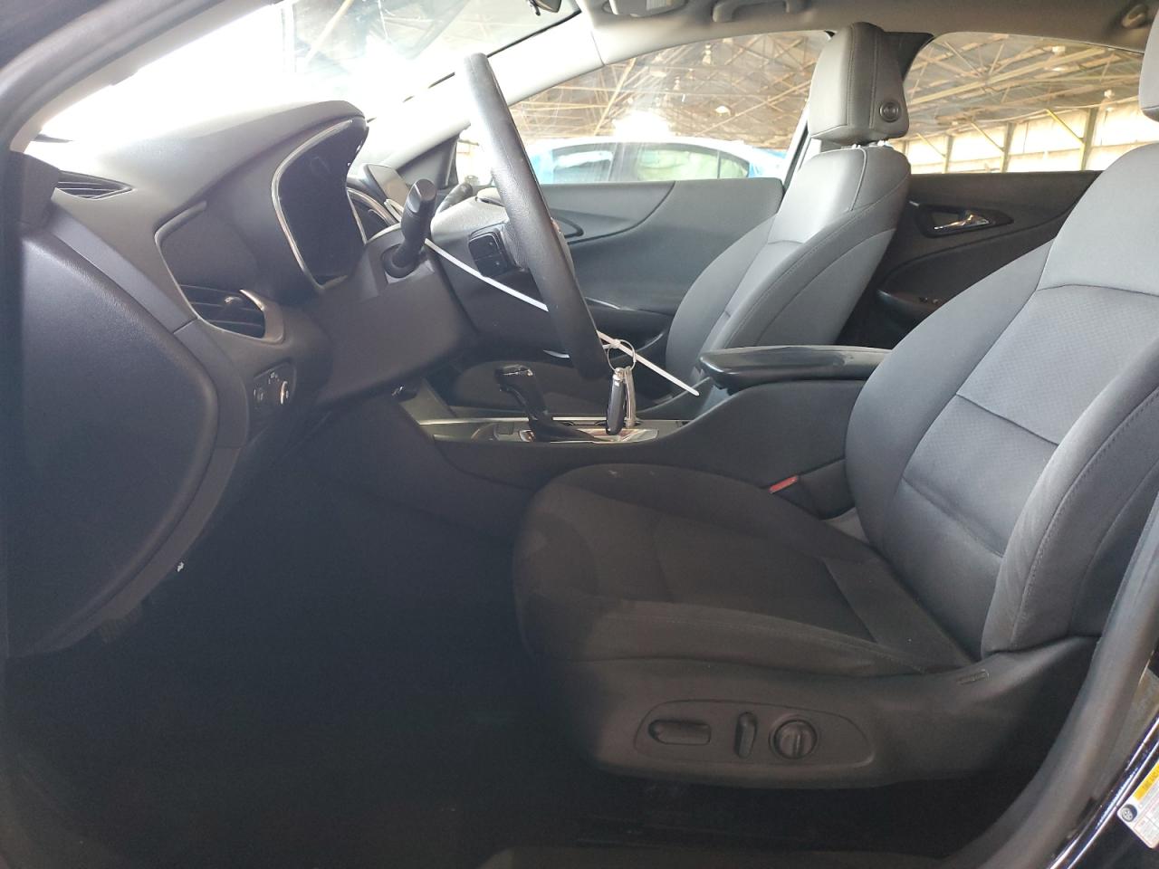 VIN: 1G1ZD5STXLF114517 2020 CHEVROLET MALIBU