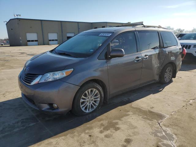 2014 Toyota Sienna XLE