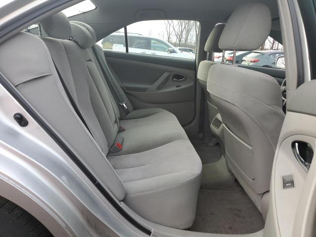 2011 Toyota Camry - Image 10