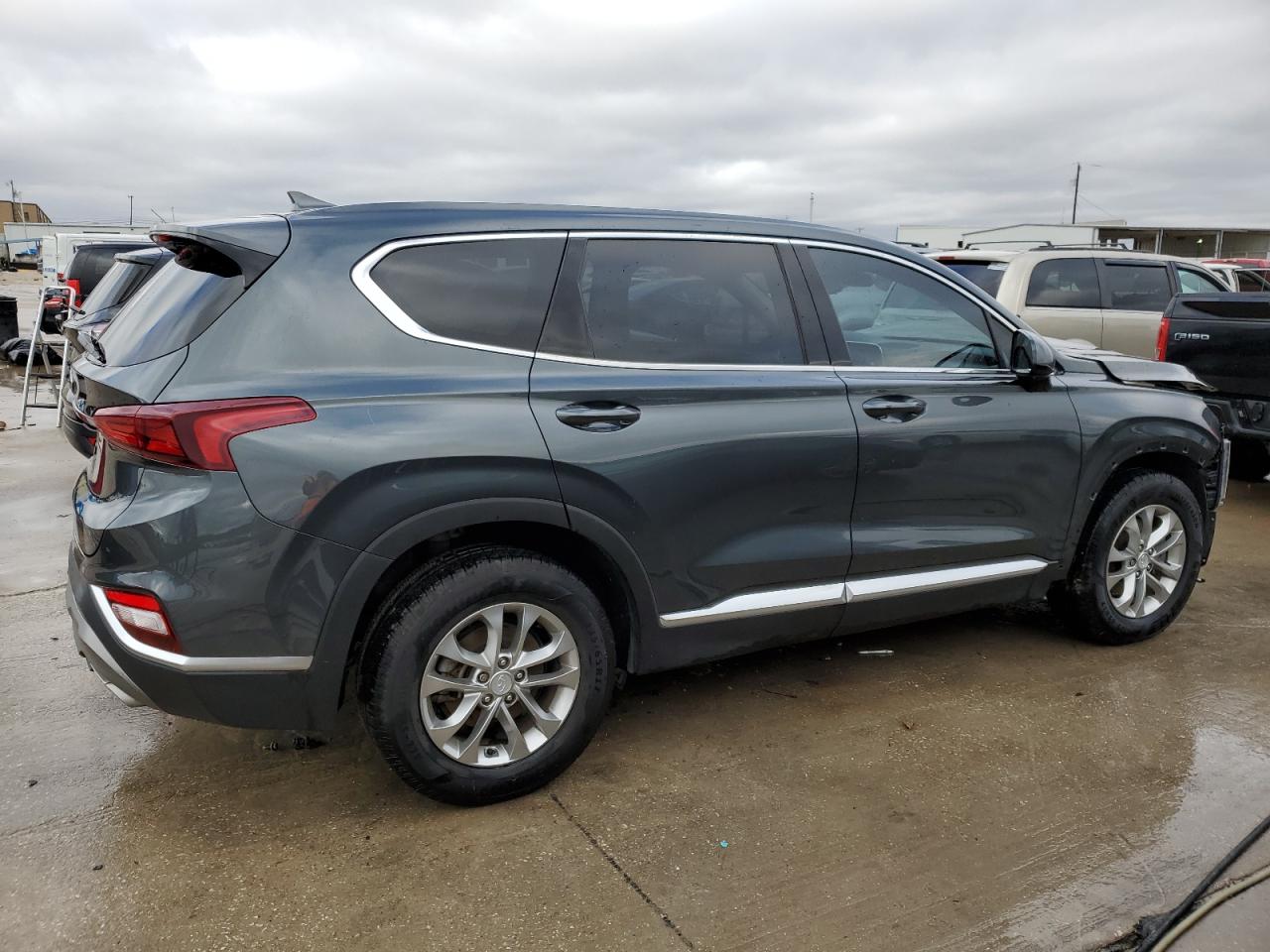 5NMS33AD2LH259600 2020 Hyundai Santa Fe Sel