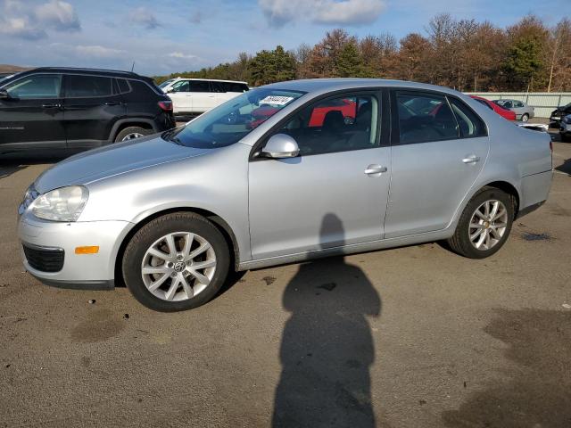 2010 Volkswagen Jetta 