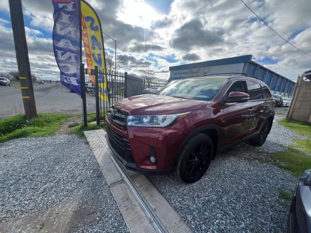 VIN 5TDJZRFH4KS607692 2019 Toyota Highlander, SE no.2