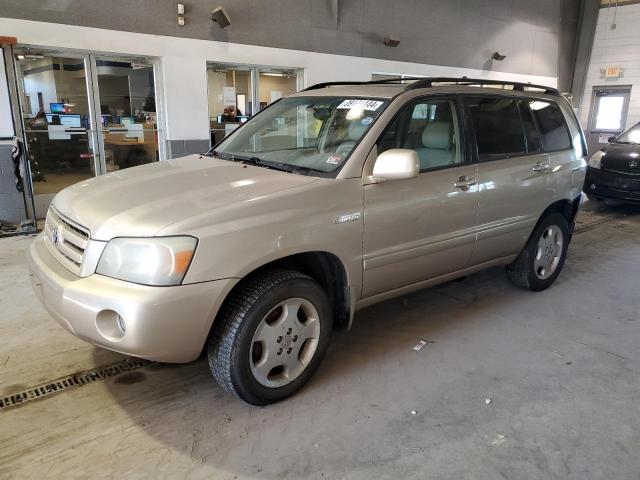 2004 Toyota Highlander 