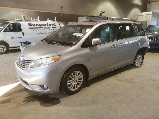 2017 Toyota Sienna XLE