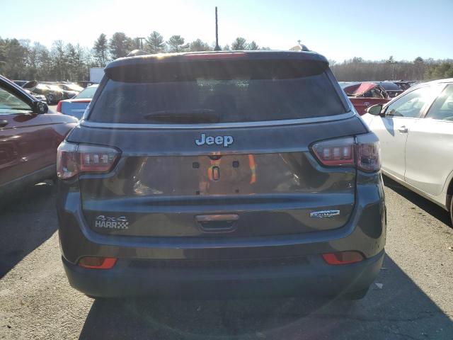 3C4NJDBB8JT131450 | 2018 JEEP COMPASS LA