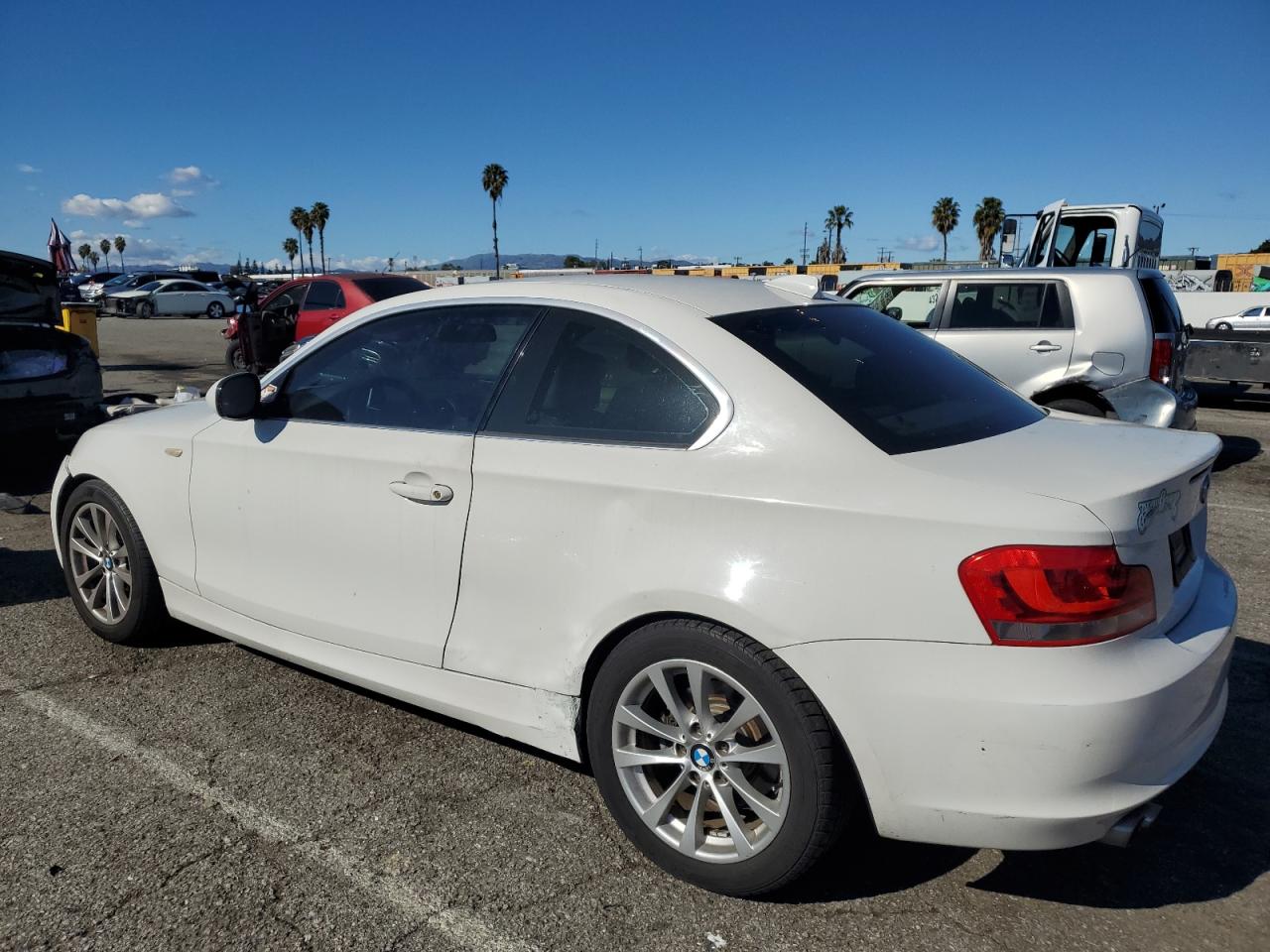 2012 BMW 128 I vin: WBAUP9C54CVL91604