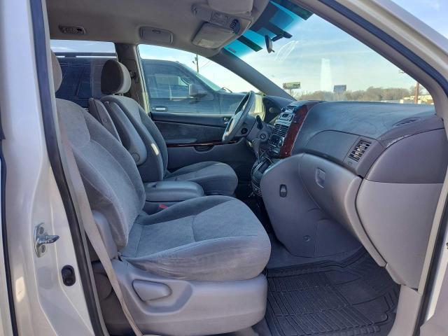 5TDZA22C34S205631 | 2004 Toyota sienna xle