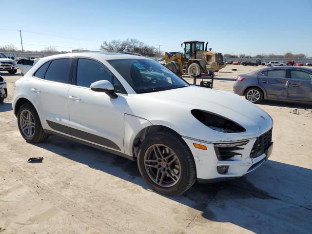 VIN WP1AA2A56HLB09420 2017 Porsche Macan no.4