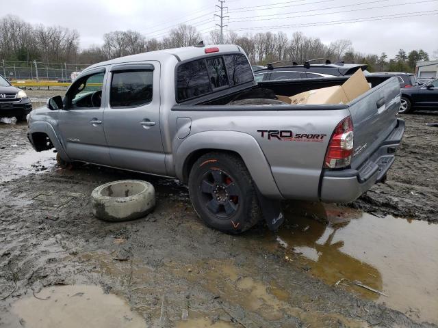 Пікапи TOYOTA TACOMA 2015 Сріблястий