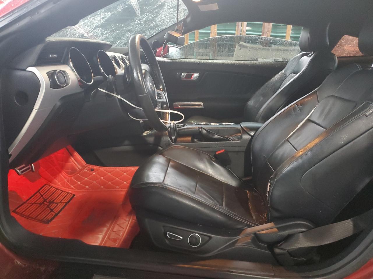 1FA6P8TH4F5330909 2015 Ford Mustang