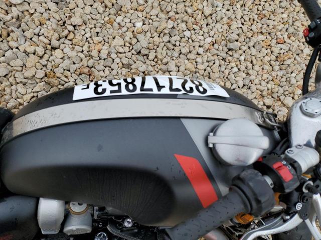 2020 TRIUMPH MOTORCYCLE THRUXTON R - SMTD56HR2LT995085