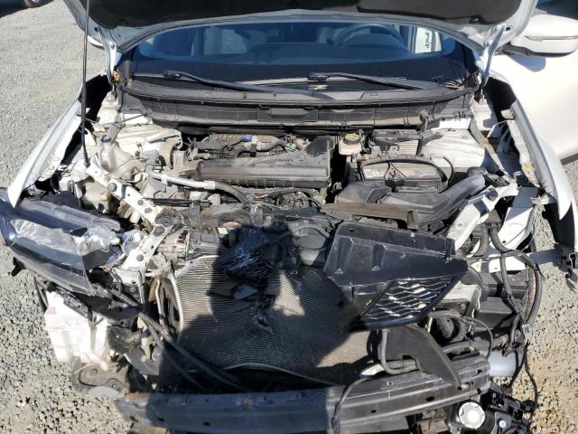 2015 NISSAN ROGUE S KNMAT2MT7FP566524