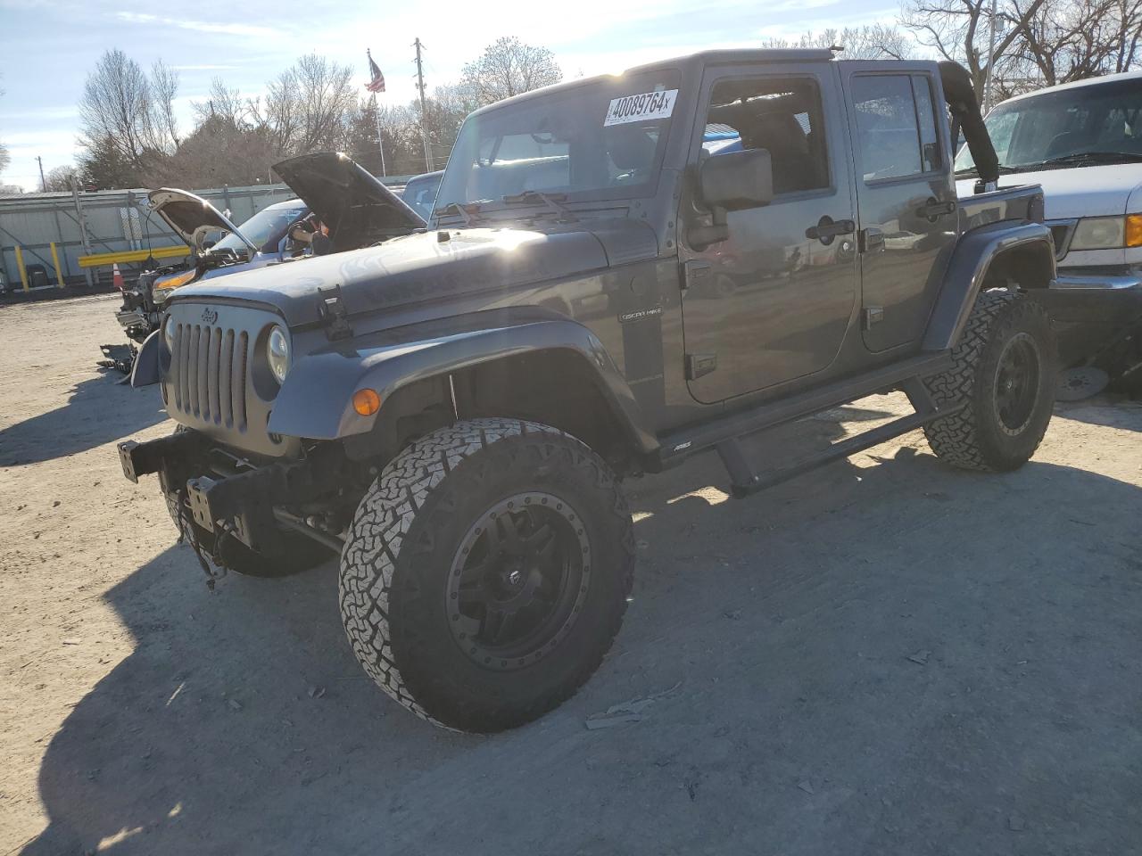  Salvage Jeep Wrangler