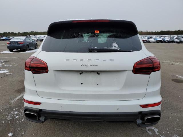 VIN WP1AA2A2XJKA03215 2018 Porsche Cayenne no.6