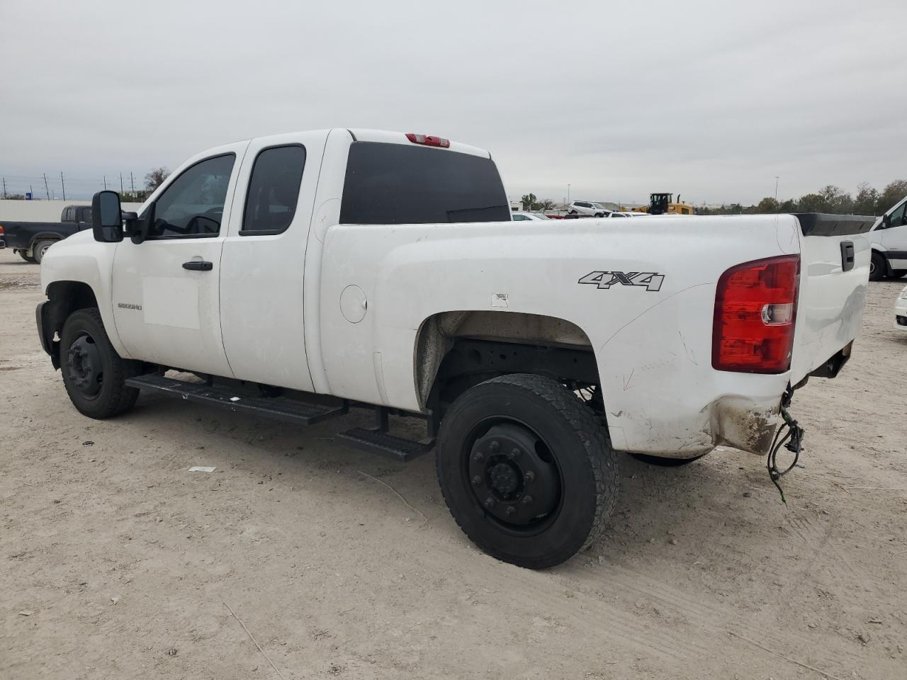 1GC2KVCG5BZ355382 2011 Chevrolet Silverado K2500 Heavy Duty