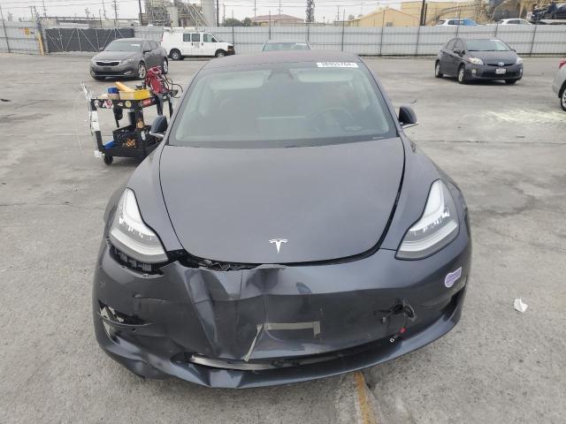 5YJ3E1EB7JF129743 | 2018 TESLA MODEL 3