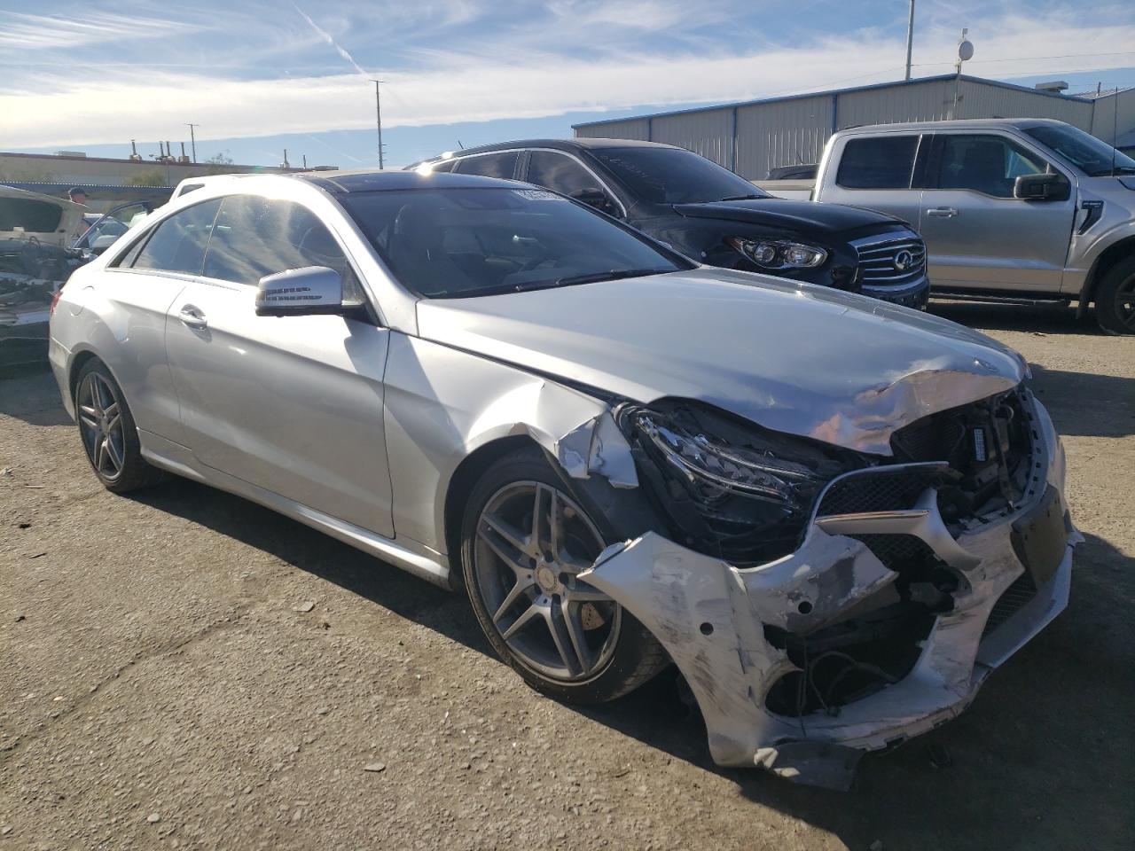 MERCEDES-BENZ E-CLASS 400