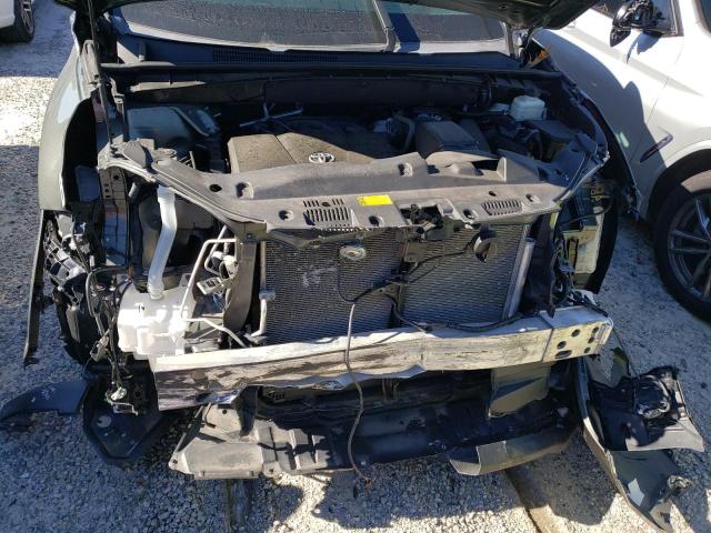 VIN 5TDBZRFH9KS923738 2019 Toyota Highlander, LE no.12