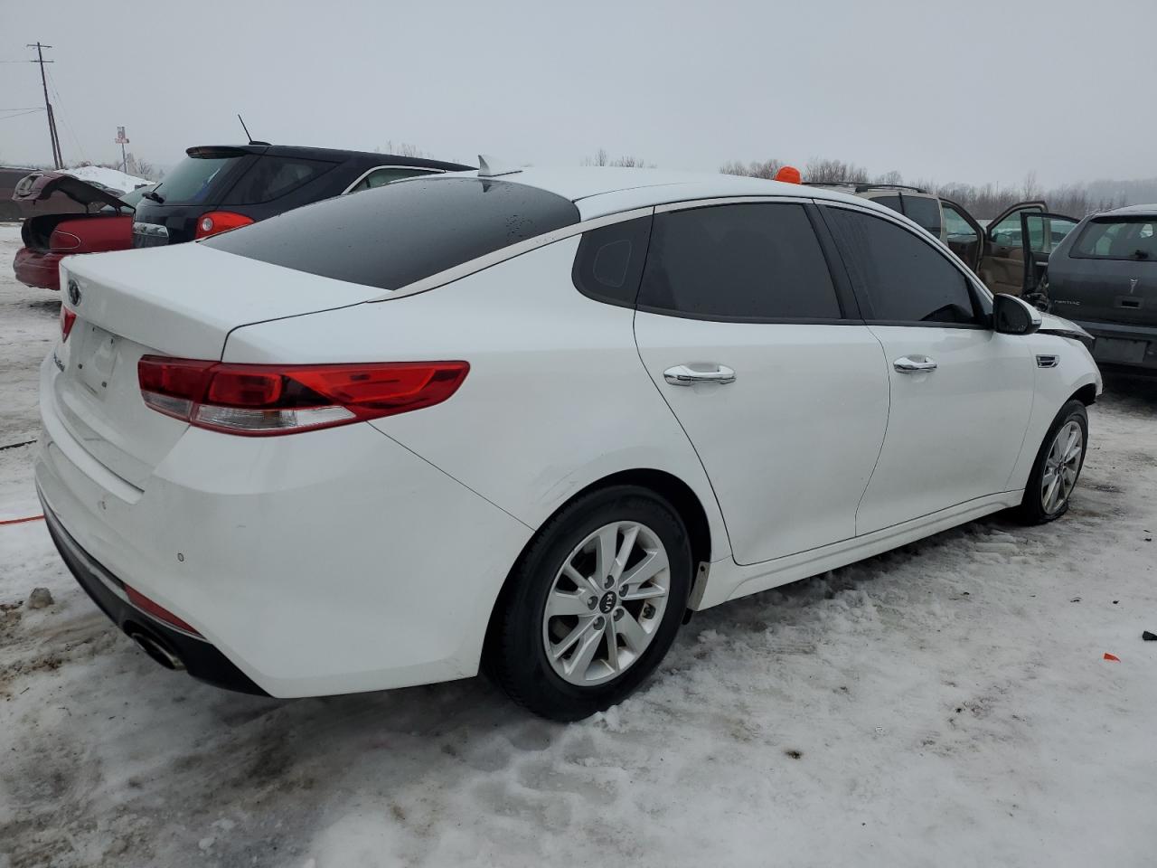 5XXGT4L34JG247590 2018 Kia Optima Lx