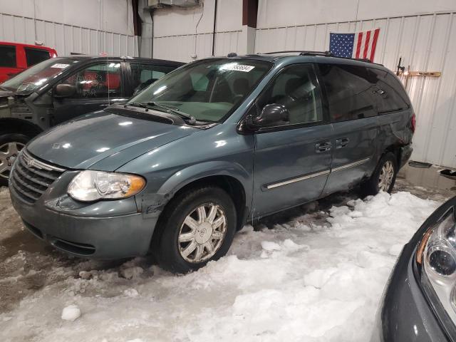 2005 Chrysler Town & Country Touring