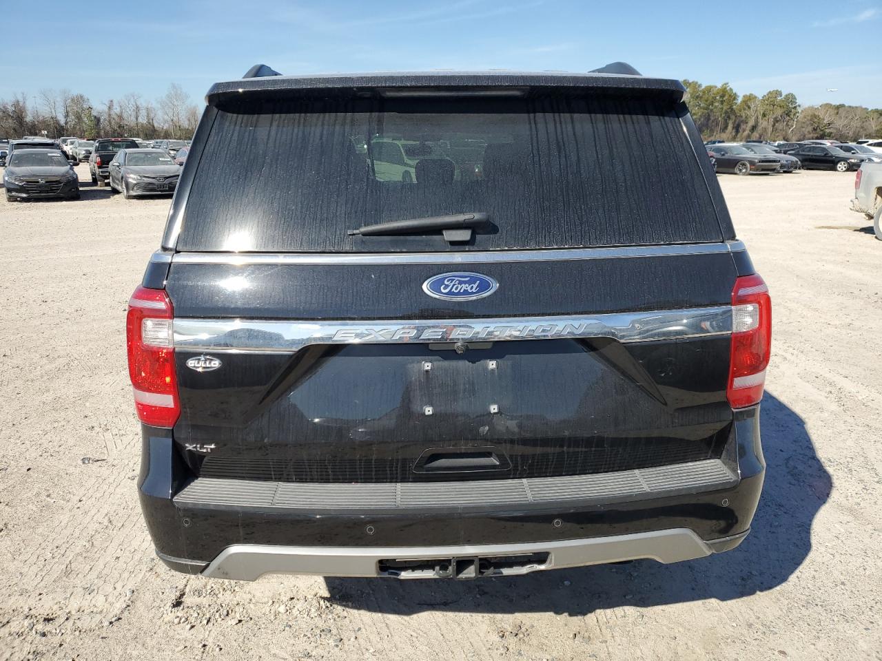 2020 Ford Expedition Xlt vin: 1FMJU1HTXLEA61761