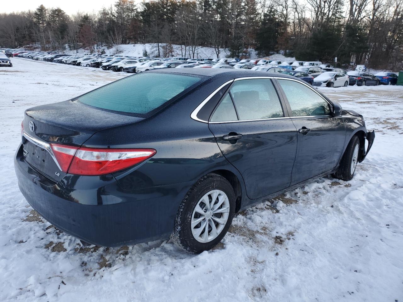 2016 Toyota Camry Le vin: 4T4BF1FK7GR556512