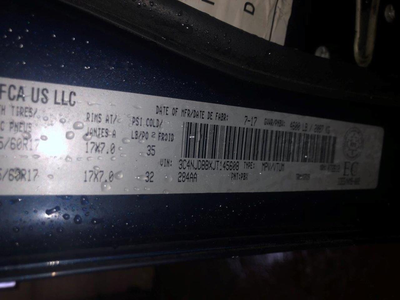 3C4NJDBBXJT145608 2018 Jeep Compass Latitude