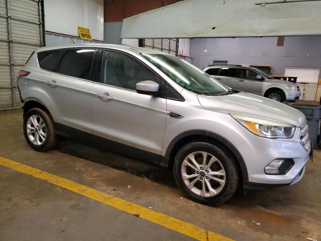 Vin: 1fmcu0gd7hua09501, lot: 37415434, ford escape se 20174