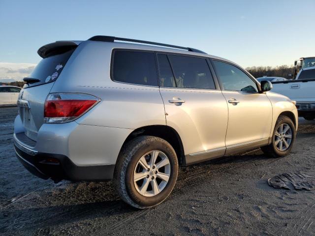 VIN 5TDZK3EH1DS124962 2013 Toyota Highlander, Base no.3