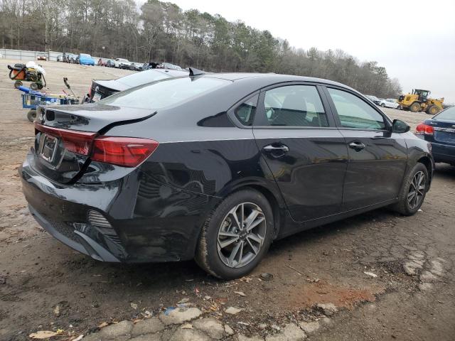 3KPF24AD4NE450925 Kia Forte FE 3