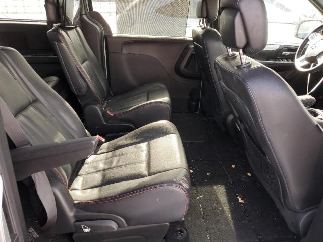 2019 Dodge Caravan - Image 10