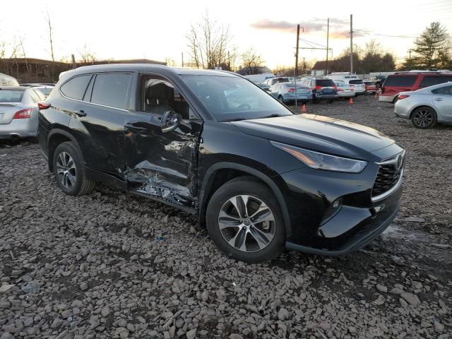 VIN 5TDGZRBH9MS535990 2021 Toyota Highlander, Xle no.4