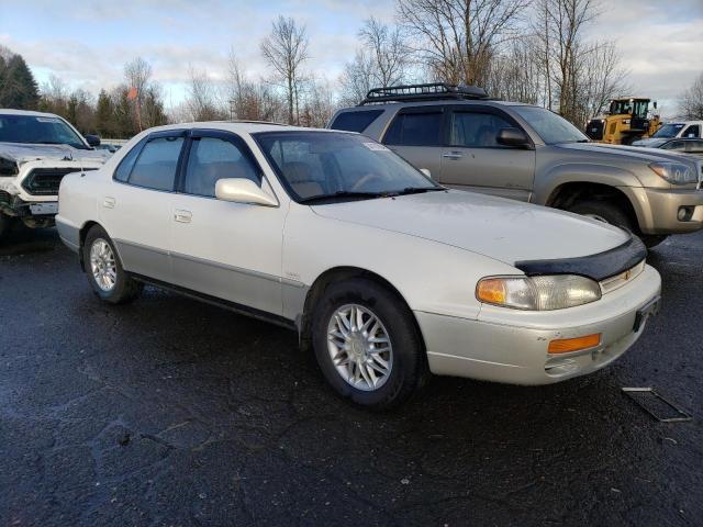 Image 4 of 1996 Toyota Camry salvage vehicle - Lot #38167804 at Copart