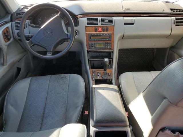 1999 Mercedes-Benz E 300Td VIN: WDBJF25H1XA795057 Lot: 40736034