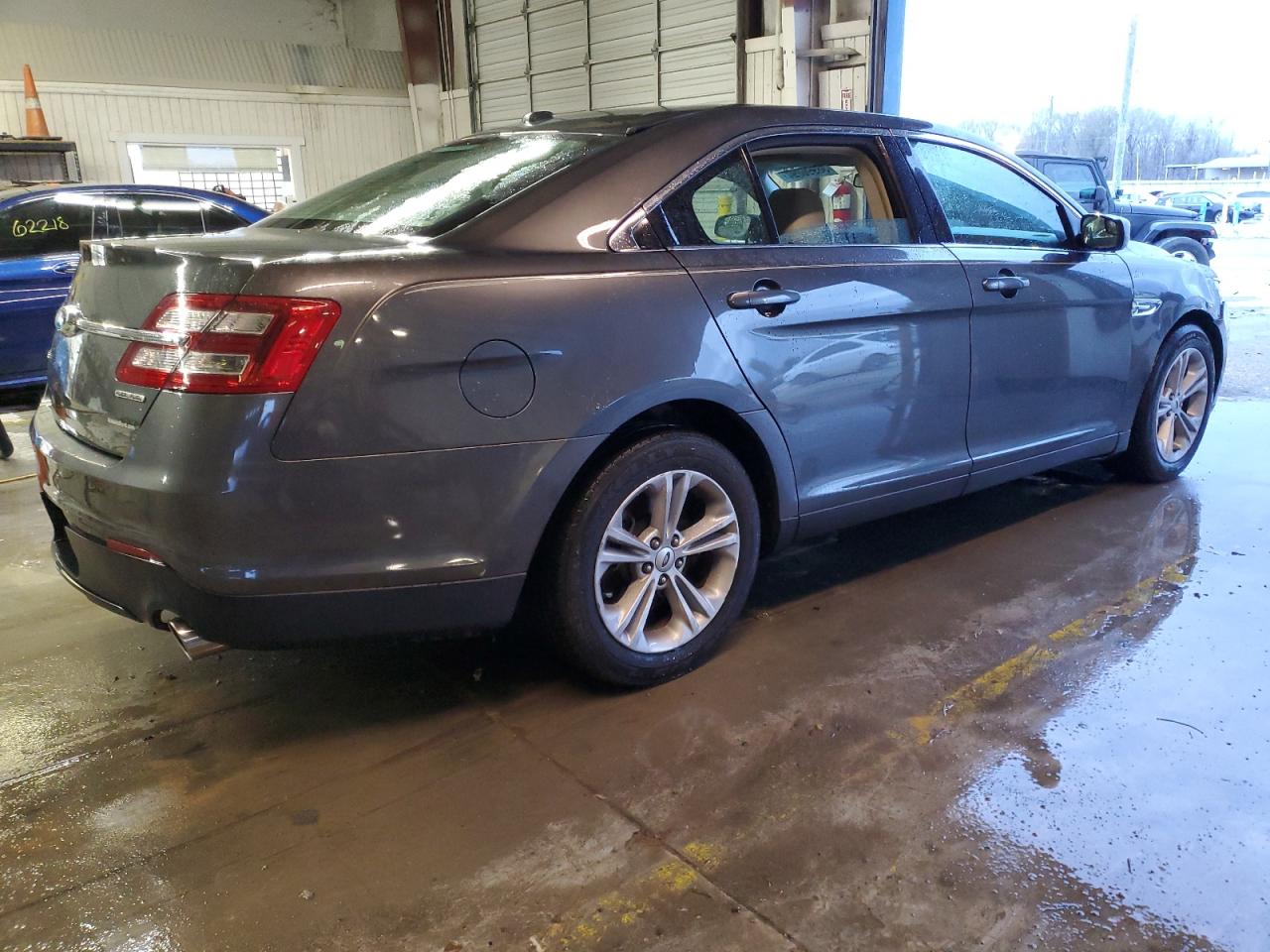 2015 Ford Taurus Se vin: 1FAHP2D88FG183583