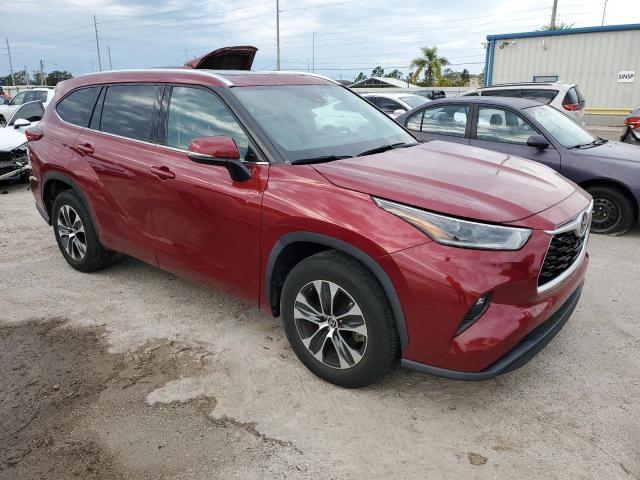 VIN 5TDGZRAH2MS061205 2021 Toyota Highlander, Xle no.4